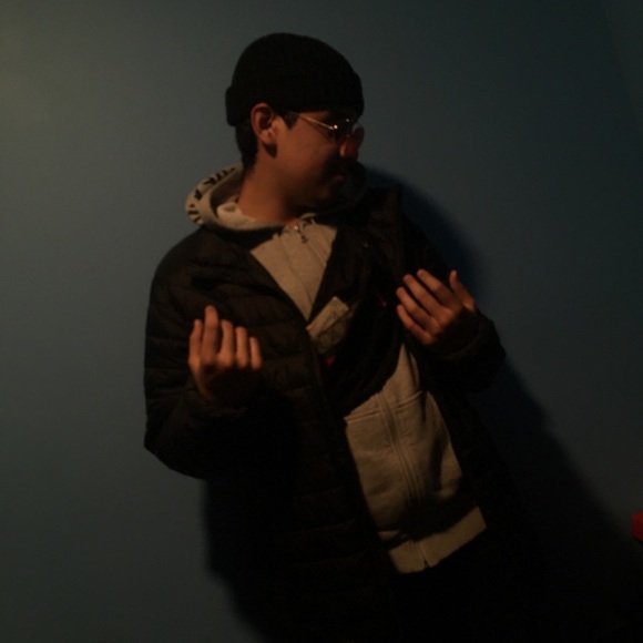 Meet your Posher, Kevin - Picture 1 of 1